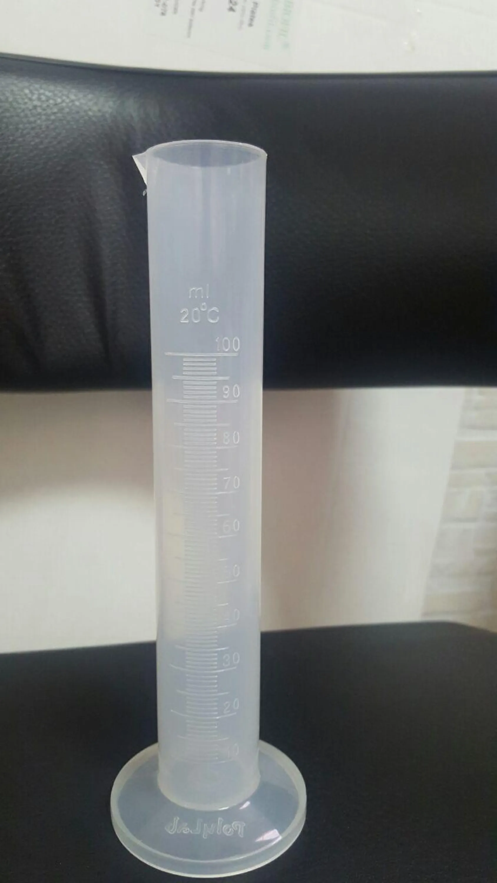 مزور  پلاستیکی 100 سی سی